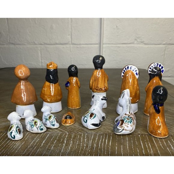 Mexican Folk Art 13 Pc NATIVITY SCENE Tonala Pottery Christmas Décor Green Brown - Picture 8 of 8